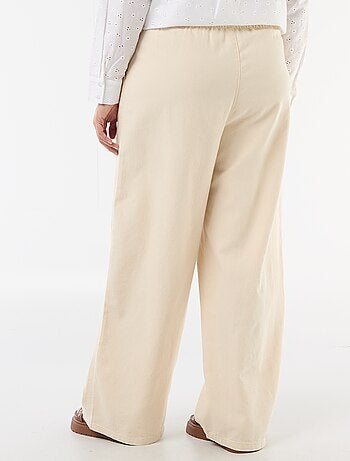 Pantaloni ampi con 2 tasche