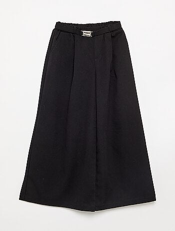 Pantaloni ampi con fibbia in vita