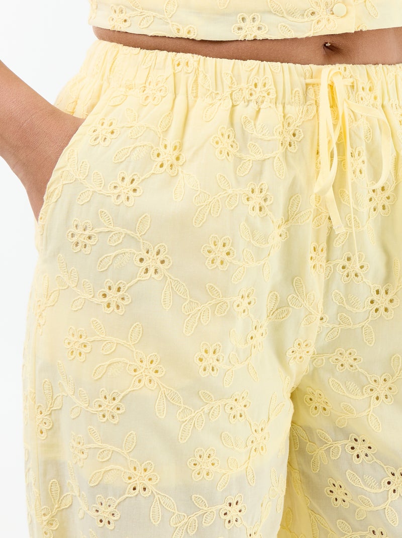 Pantaloni ampi con ricamo inglese in cotone tinta unita Giallo - Kiabi