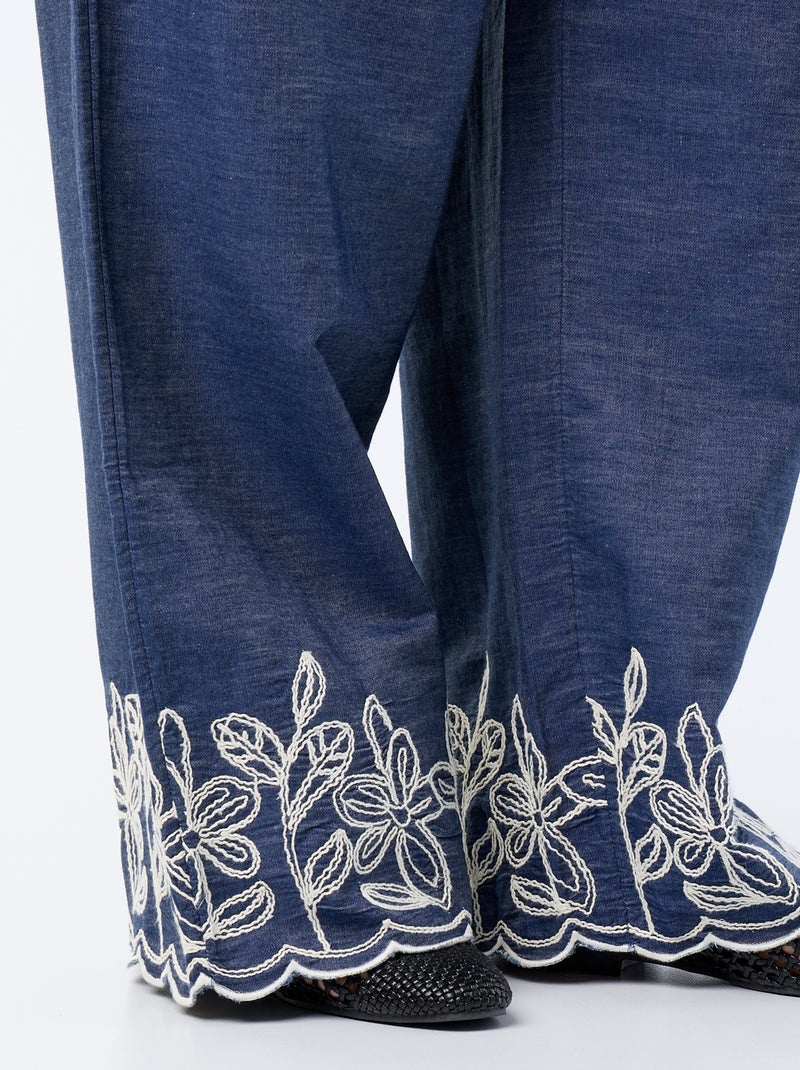Pantaloni ampi con stampe ricamate Blu - Kiabi