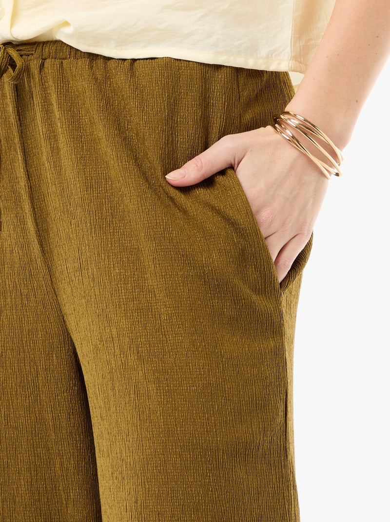Pantaloni ampi crêpe con 2 tasche Kaki - Kiabi