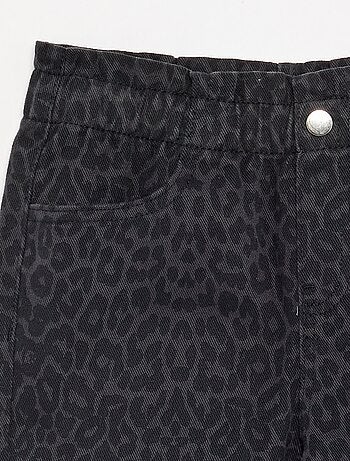 Pantaloni ampi in denim