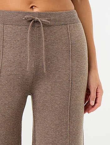 Pantaloni ampi in maglia