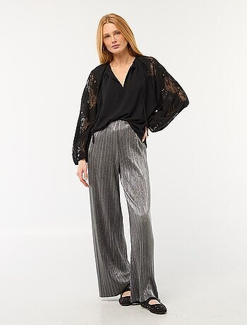 Pantaloni ampi in maglia plissettata