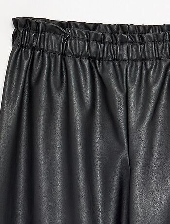Pantaloni ampi in similpelle