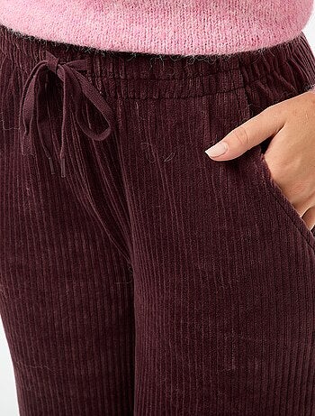 Pantaloni ampi in velluto a coste