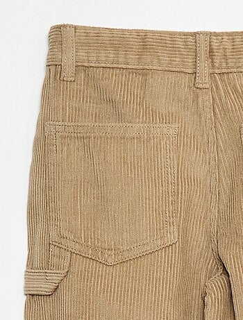 Pantaloni ampi in velluto tinta unita