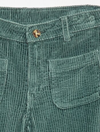 Pantaloni ampi in velluto tinta unita
