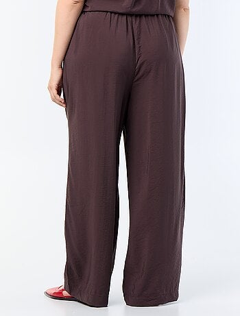 Pantaloni ampi in viscosa fluida