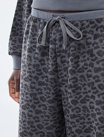 Pantaloni ampi leopardati effetto peluche