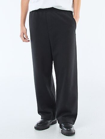 Pantaloni ampi stile jogging