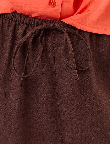 Pantaloni ampi tinta unita con cintura elasticizzata