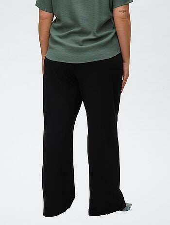 Pantaloni ampi tinta unita