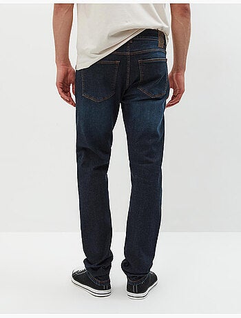Pantaloni attillati, mo fashion