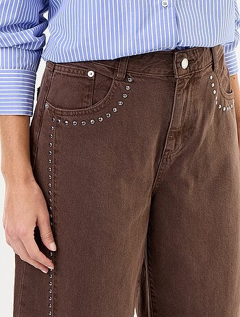 Pantaloni barrel con dettagli borchiati