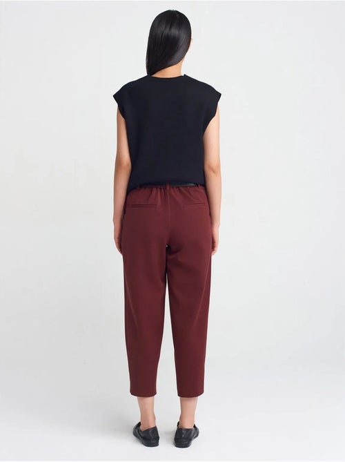 Pantaloni capri da donna a gamba dritta con cintura dilvin - Kiabi Pantaloni capri da donna a gamba dritta con cintura dilvin - Kiabi