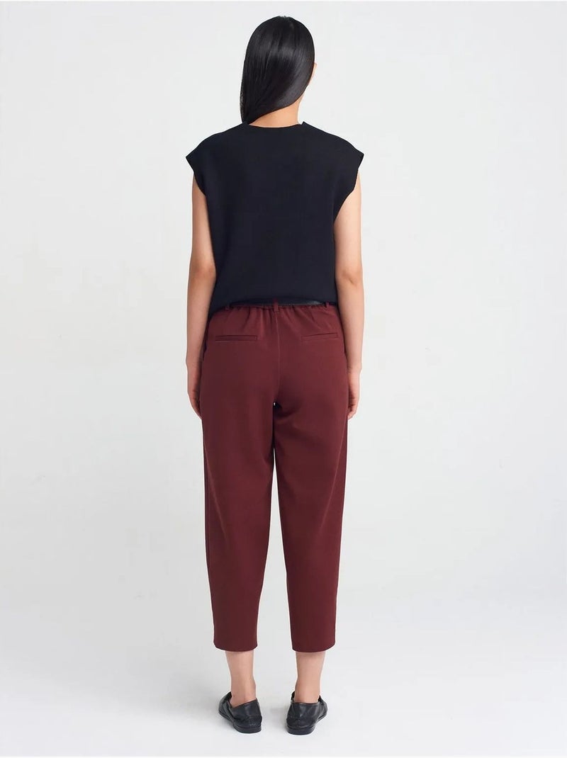 Pantaloni capri da donna a gamba dritta con cintura dilvin Rosso bordeaux - Kiabi