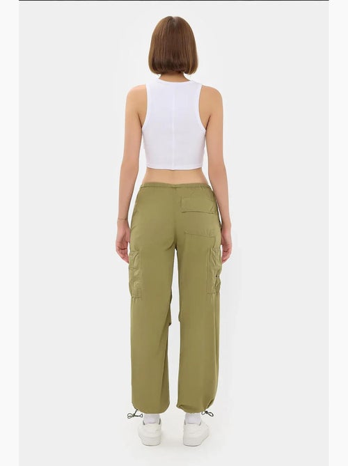 Pantaloni cargo con coulisse a vita media hiccup - Kiabi Pantaloni cargo con coulisse a vita media hiccup - Kiabi