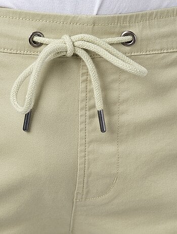 Pantaloni cargo multitasche