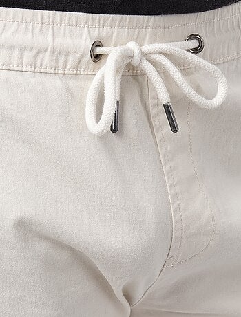 Pantaloni cargo multitasche