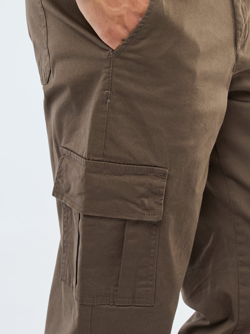 Pantaloni cargo taglio dritto Marrone - Kiabi