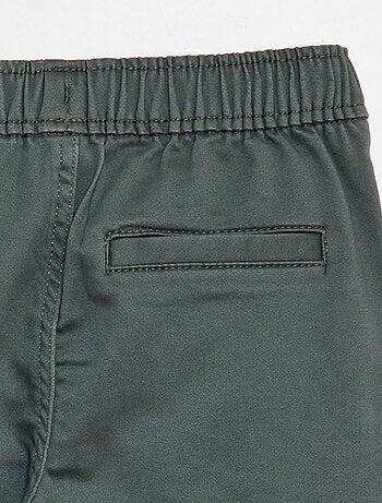 Pantaloni cargo