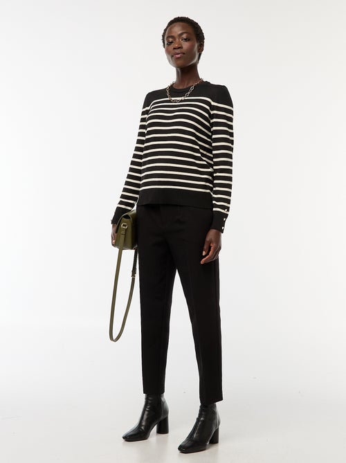 Pantaloni carota fluidi con cintura a fibbia - Kiabi