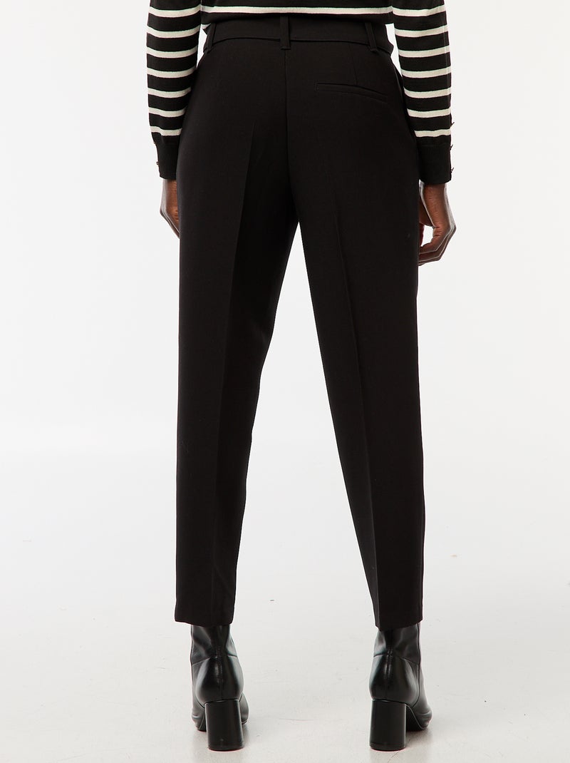 Pantaloni carota fluidi con cintura a fibbia nero - Kiabi