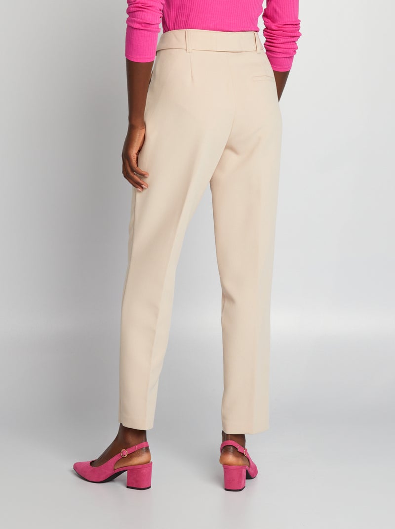 Pantaloni carrot fit morbidi BEIGE - Kiabi