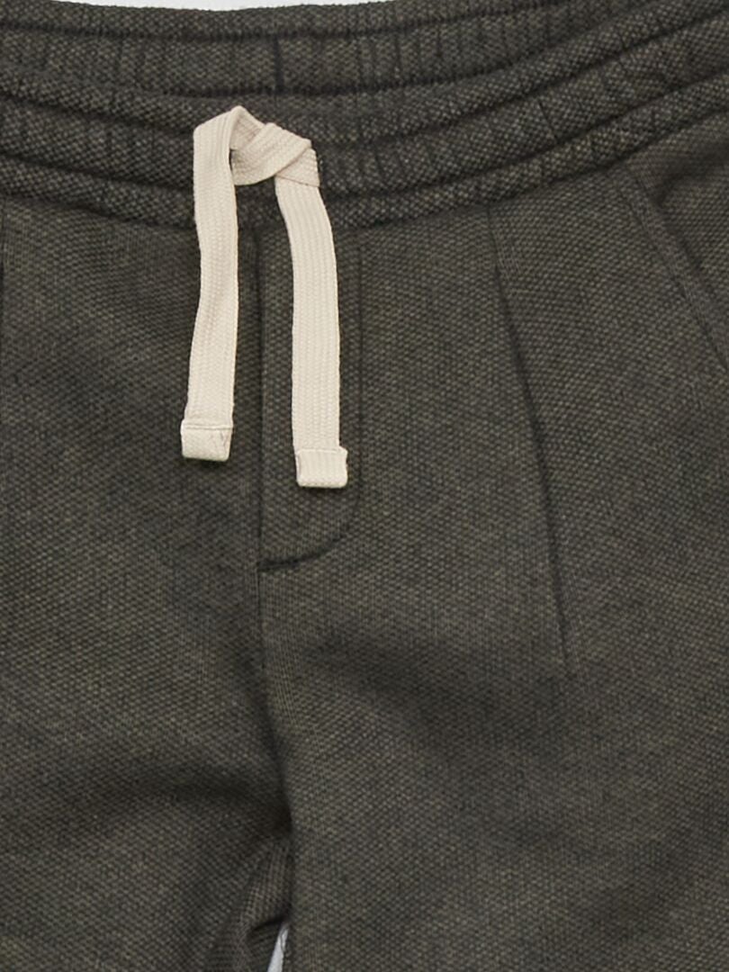 Pantaloni carrot fit stile joggers VERDE Kiabi 11.00€