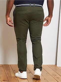 Taglie forti Uomo - Pantaloni chino fitted + cintura - Kiabi