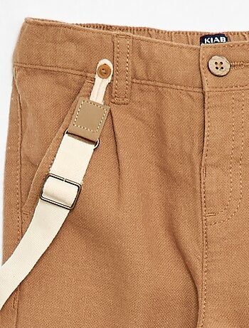 Pantaloni chino in misto lino con bretelle