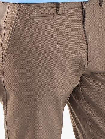 Pantaloni chino in twill