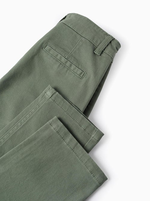 Pantaloni chino in twill 'slim fit' - Kiabi Pantaloni chino in twill 'slim fit' - Kiabi