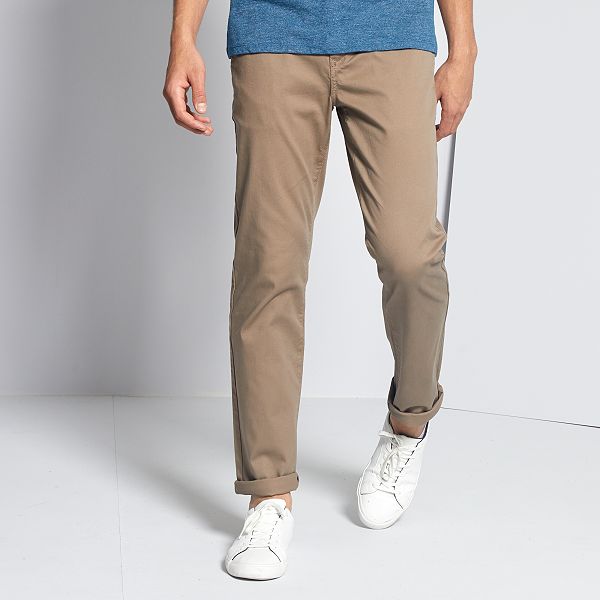 maglia nel pantalone uomo