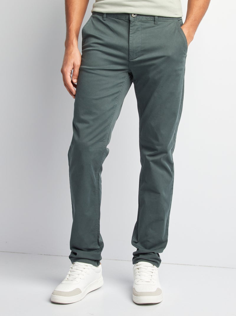Pantaloni chino da uomo in promozione su