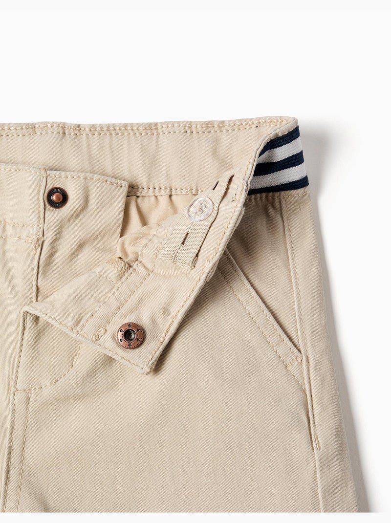 Pantaloni chino slim fit in twill con nastro a righe Beige chiaro - Kiabi