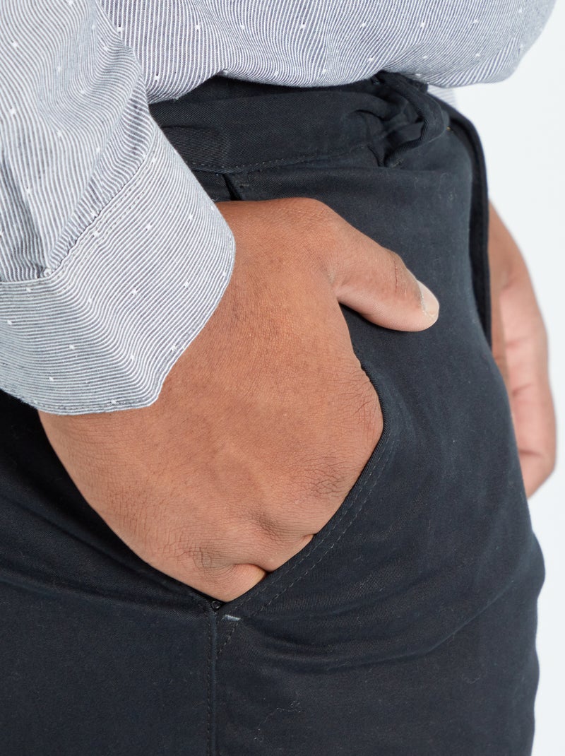 Pantaloni chino slim L34 Nero - Kiabi