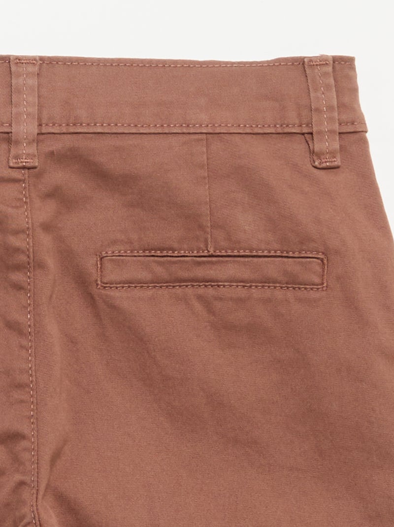 Pantaloni chino slim Marrone - Kiabi