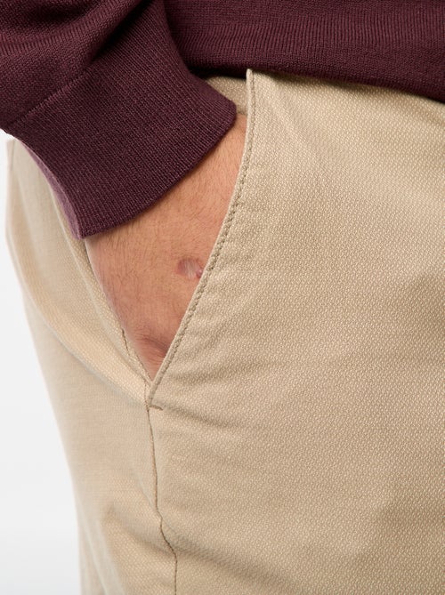 Pantaloni chino tinta unita in cotone stretch - Kiabi