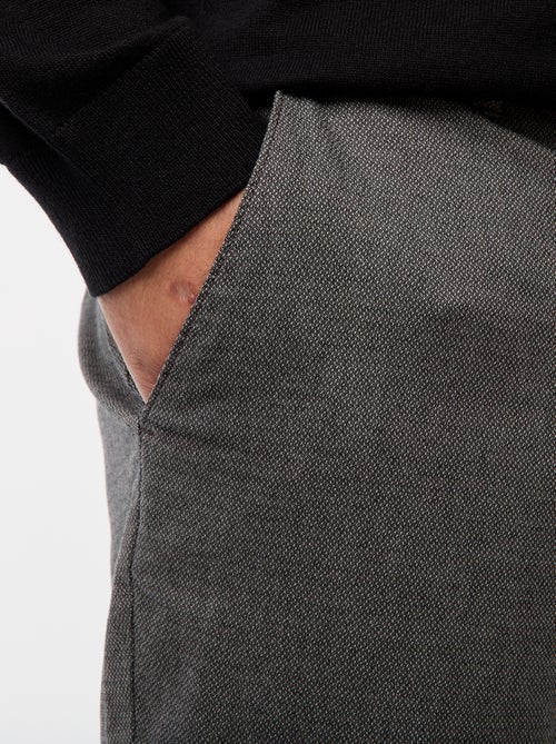 Pantaloni chino tinta unita in cotone stretch - Kiabi