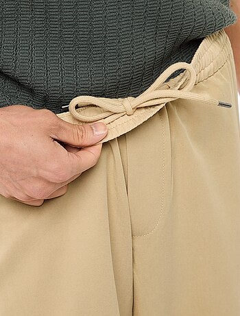 Pantaloni con cintura elasticizzata