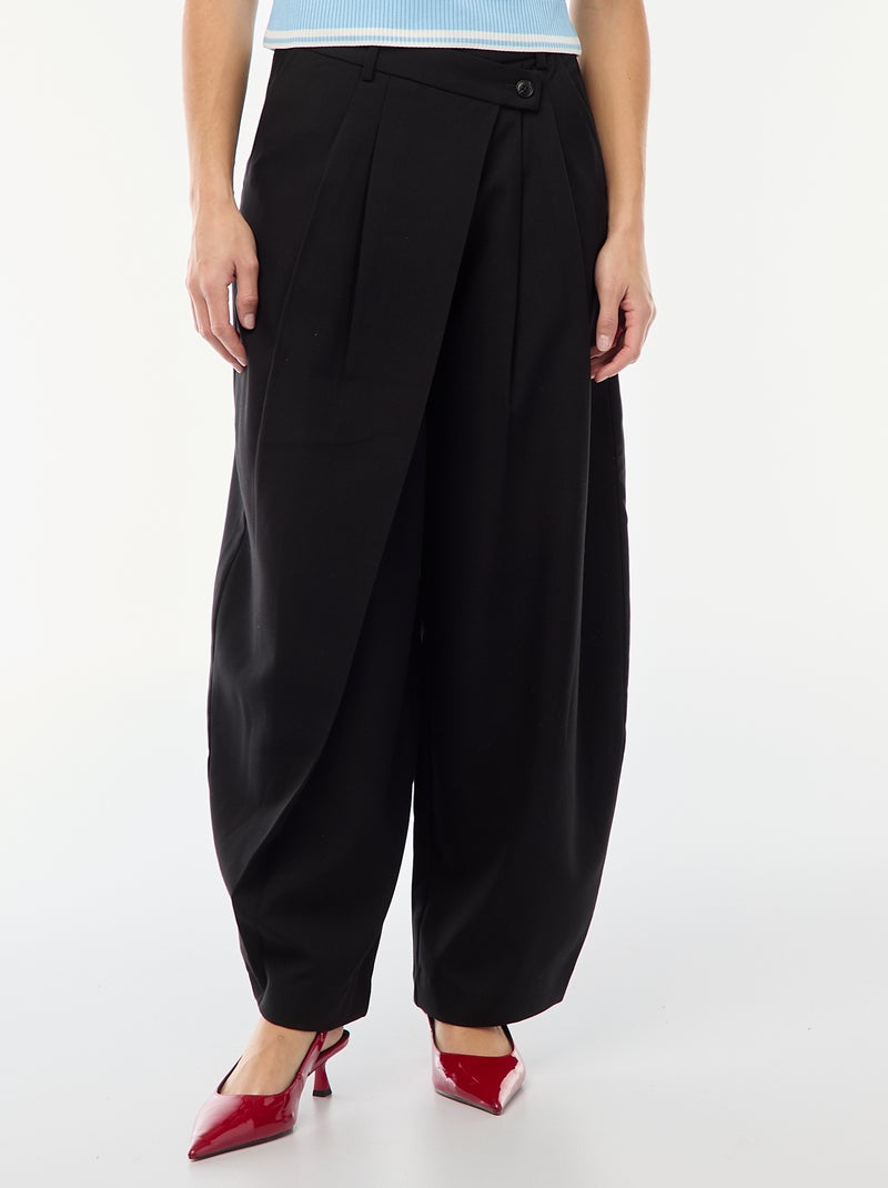 Pantaloni con pinces asimmetrici Nero - Kiabi