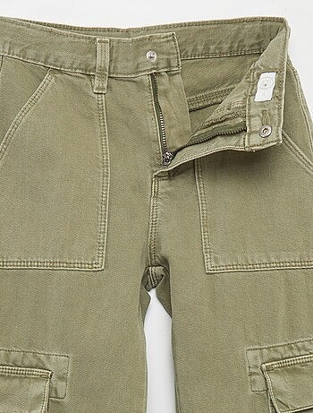 Pantaloni con tasche in denim