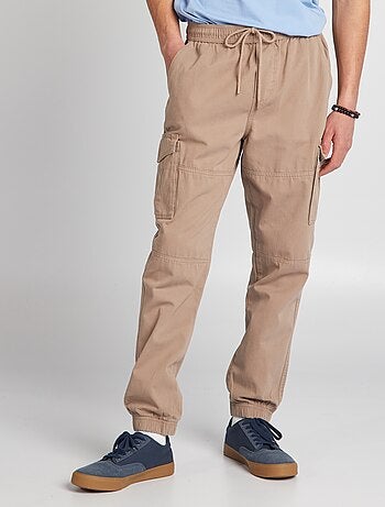 Pantaloni con tasche laterali