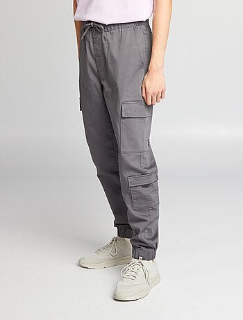 Pantaloni con tasche laterali
