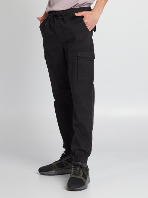 Pantaloni con tasche laterali - Kiabi