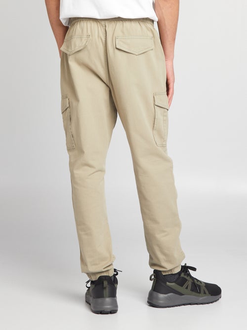 Pantaloni con tasche laterali - Kiabi