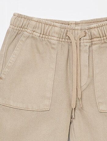 Pantaloni con tasche rettangolari - Taglio più aderente