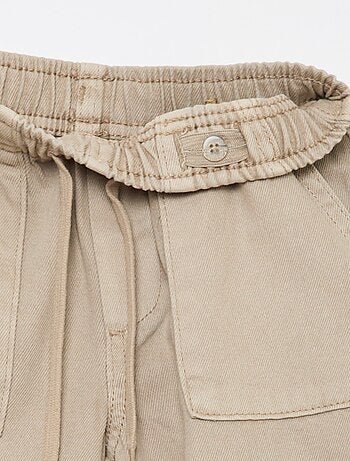 Pantaloni con tasche rettangolari - Taglio più aderente